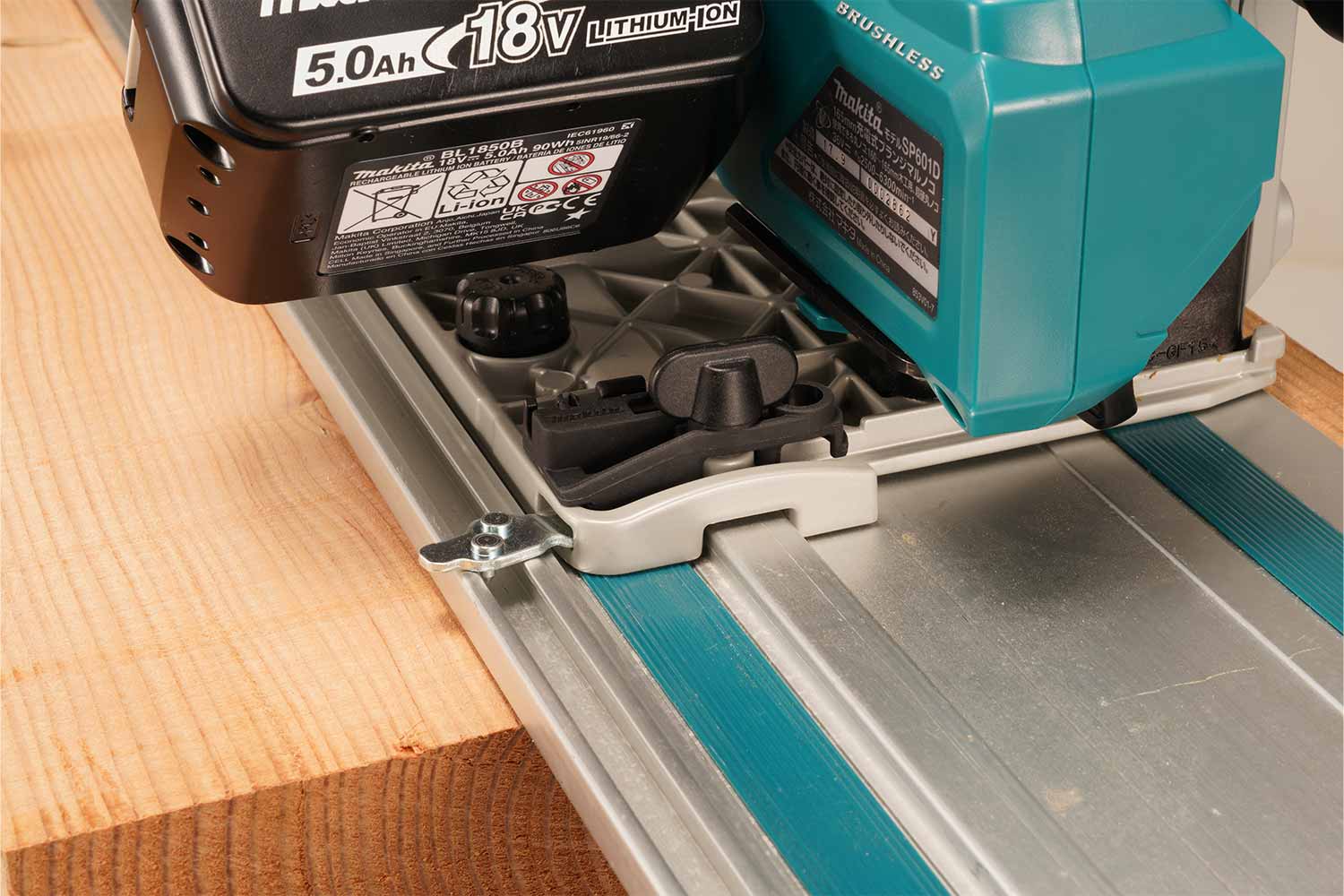 Makita Accessory Details Guide Rail Kickback Reduction Stopper