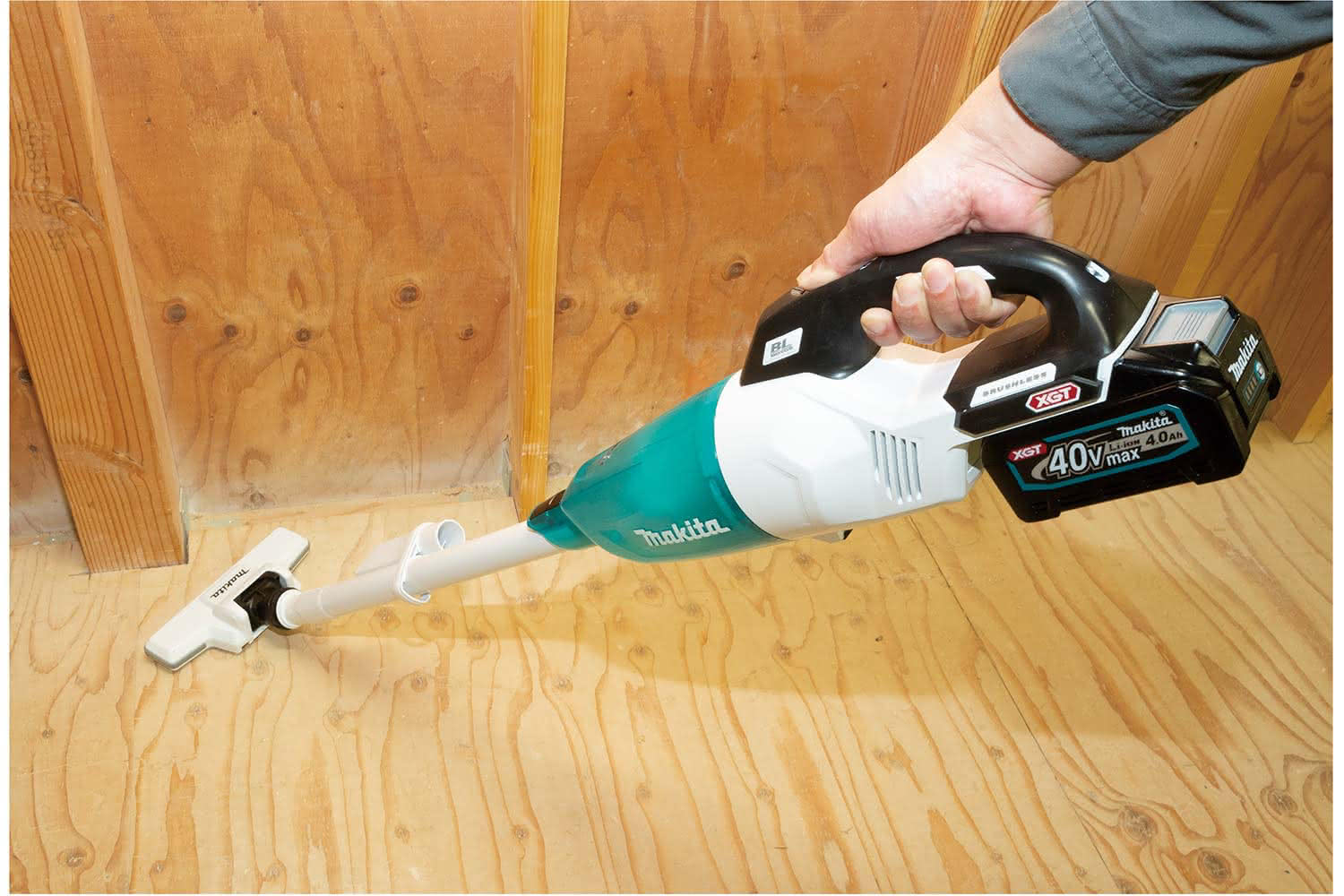 Makita Product Details CL001G 40Vmax XGT Brushless 4Speed HEPA Vacuum